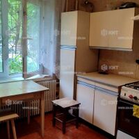 Продаж квартири Харків, ХТЗ, Рогань, 41м²