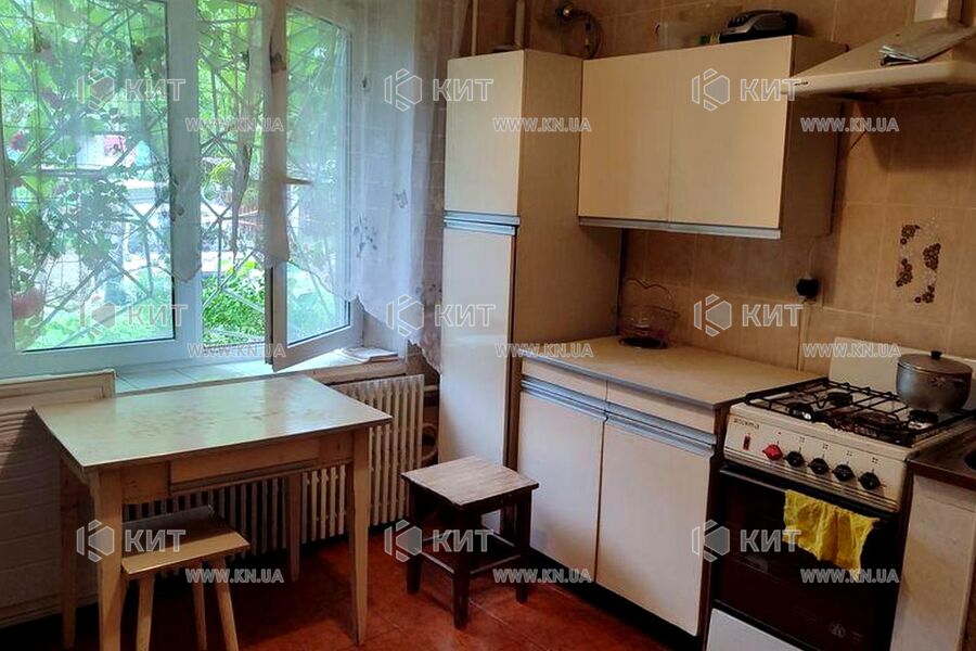 Продаж квартири Харків, ХТЗ, Рогань, 41м²