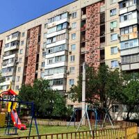 Продаж квартири Харків, ХТЗ, Рогань, 41м²