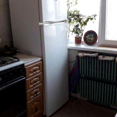 Продажа 	 Харків,  Владислава Зубенка (Тимурівців) вул.   52А