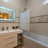 Продажа квартиры Харьков, Салтовка(Бараб.,Украина), 92.1м²