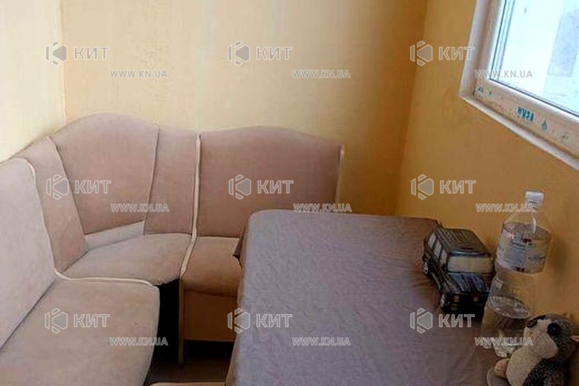 Продаж квартири Харків, ХТЗ, Рогань, 45м²