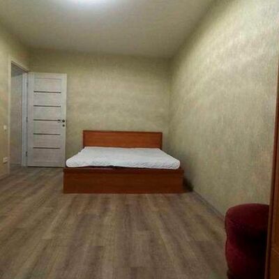 Продажа 	 Харьков,  Валентиновская (Блюхера) ул.   7