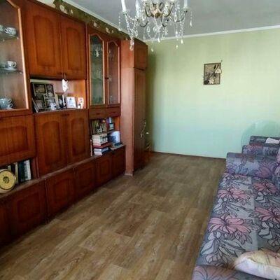 Продажа 	 Харків,  Ахсарова вул.   1б