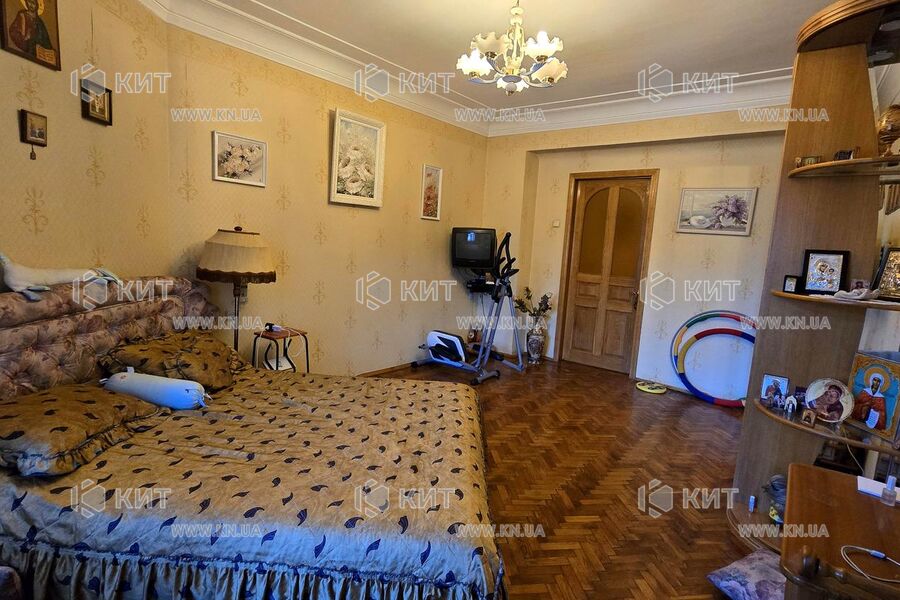 Продаж квартири Харків, Центр, 105м²