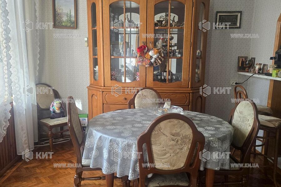 Продаж квартири Харків, Центр, 105м²