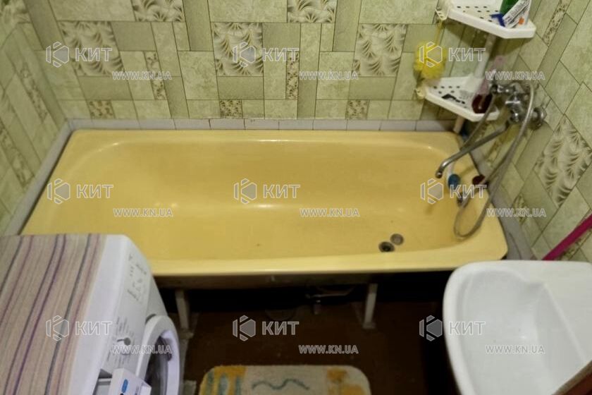Продаж квартири Харків, ХТЗ, Рогань, 65м²
