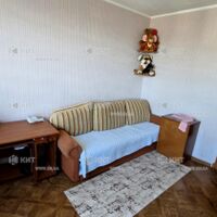 Продаж квартири Харків, ХТЗ, Рогань, 65м²