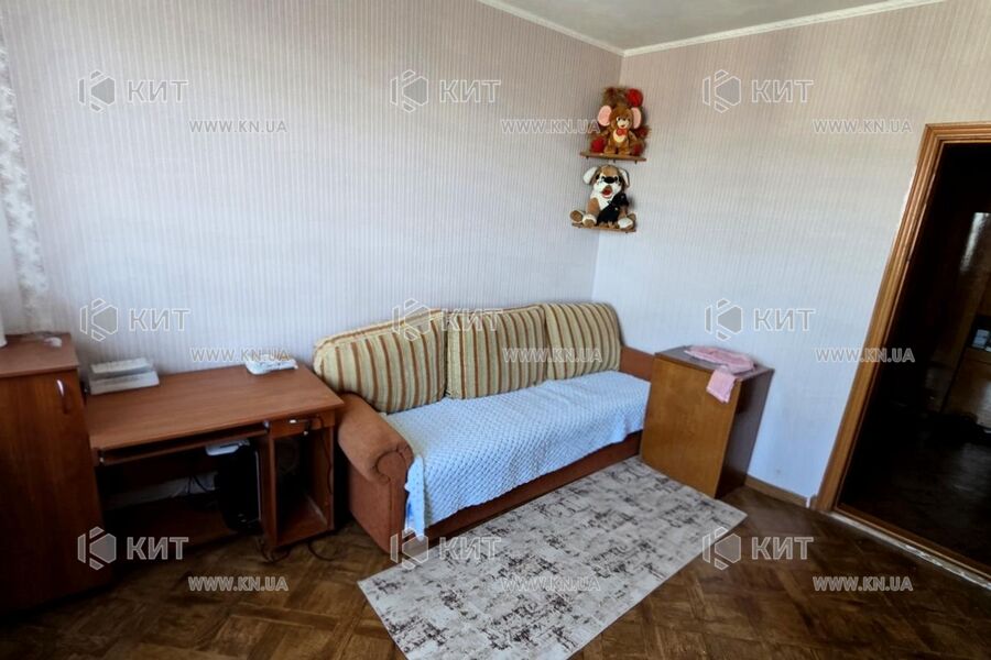Продаж квартири Харків, ХТЗ, Рогань, 65м²