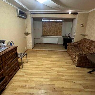 Продажа 	 Харьков, Героев Харькова 64А Героев Харькова (Московский) пр.   64А