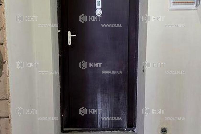 Продаж квартири Харків, ХТЗ, Рогань, 42м²