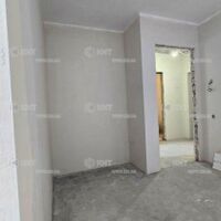 Продаж квартири Харків, ХТЗ, Рогань, 42м²