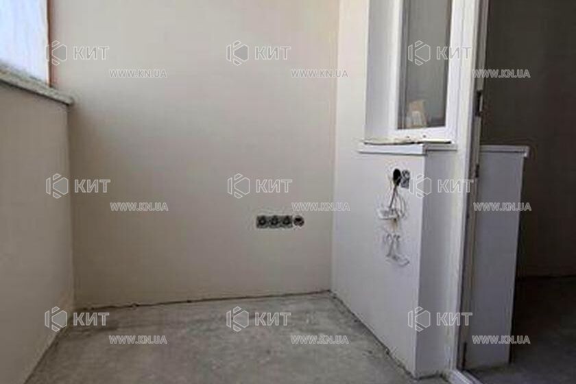 Продаж квартири Харків, ХТЗ, Рогань, 42м²