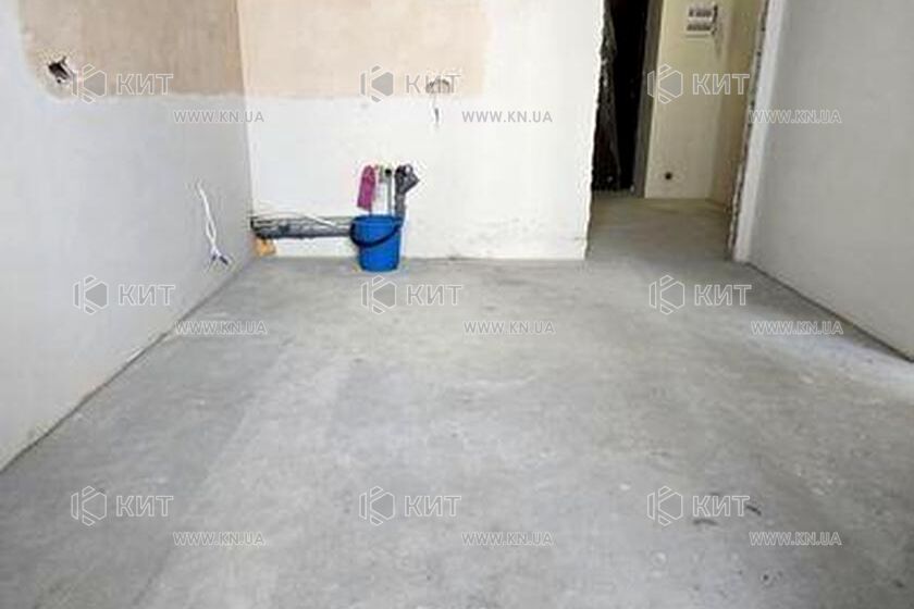 Продаж квартири Харків, ХТЗ, Рогань, 42м²