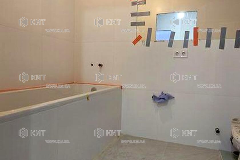 Продаж квартири Харків, ХТЗ, Рогань, 42м²