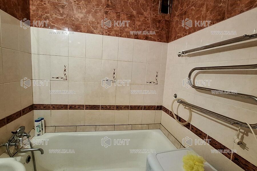 Продажа квартиры Харьков, Алексеевка, 68м²