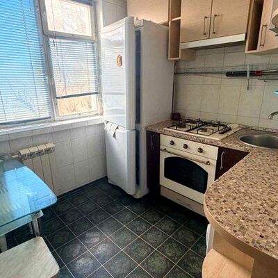 Продажа 	 Харків,  Каденюка (Танкопія) вул.   28А