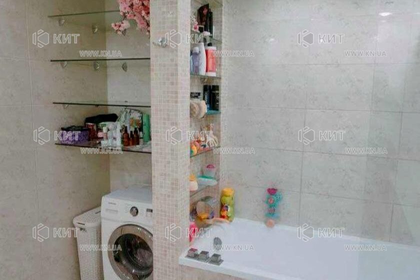 Продажа квартиры Харьков, Алексеевка, 100м²