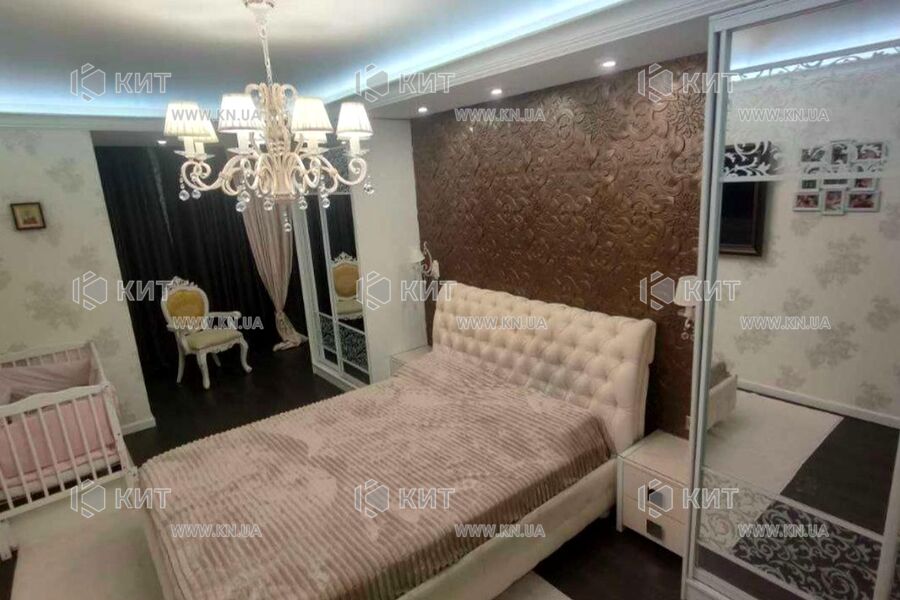 Продажа квартиры Харьков, Алексеевка, 100м²