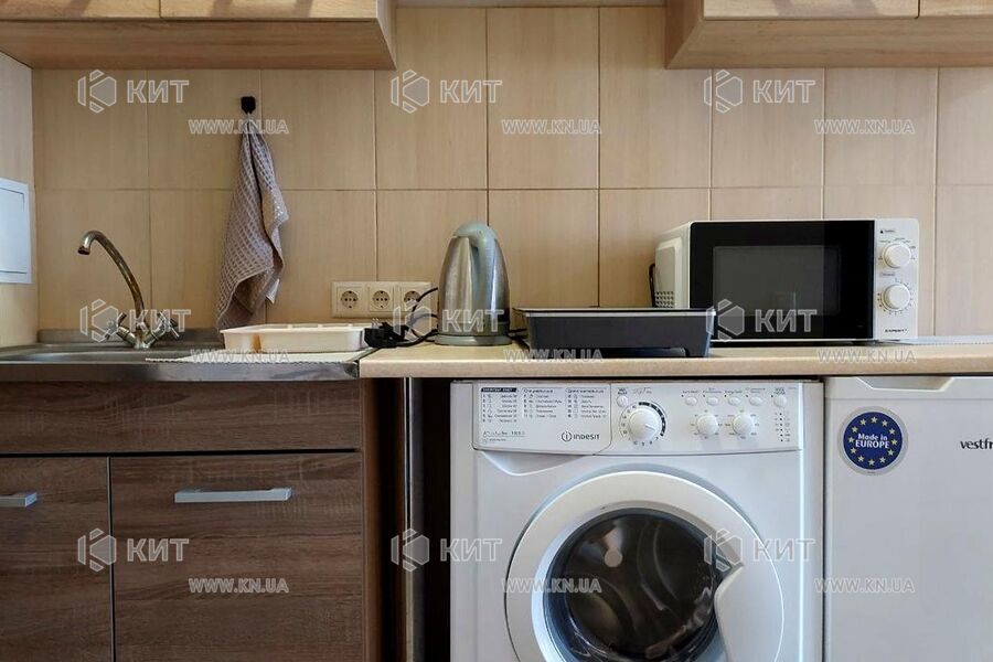 Продажа квартиры Харьков, Салтовка(Бараб.,Украина), 20м²