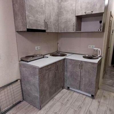 Продажа 	 Харків, Захисник Богдана Хмельницького вул.   32