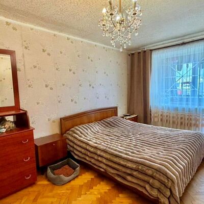 Продажа 	 Харків,  Європейська (Новгородська) вул.   4