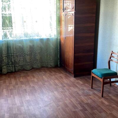 Продажа 	 Харьков,  Валентиновская (Блюхера) ул.   52