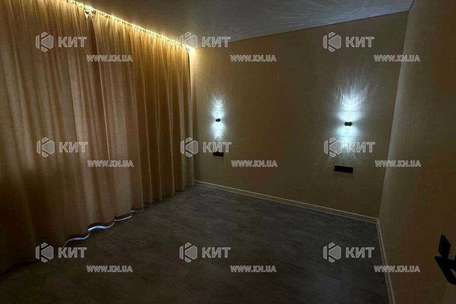 Продаж квартири Харків, ХТЗ, Рогань, 48м²