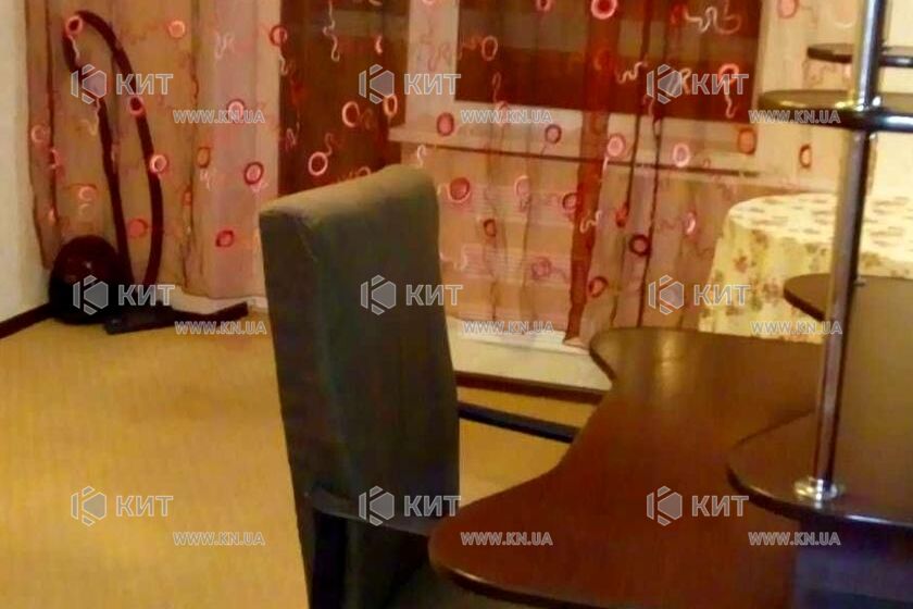 Продажа квартиры Харьков, ХТЗ, Рогань, 33м²