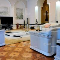 Продажа квартиры Харьков, Центр, 200м²