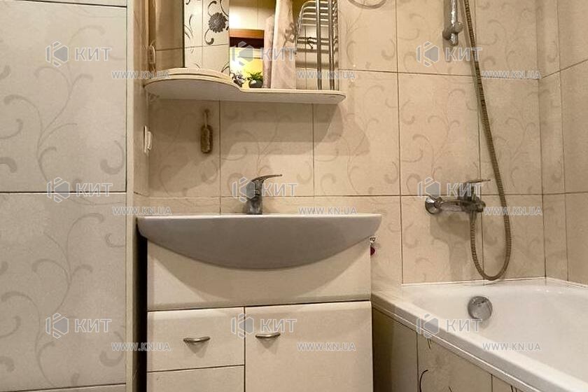 Продажа квартиры Харьков, ХТЗ, Рогань, 45.3м²