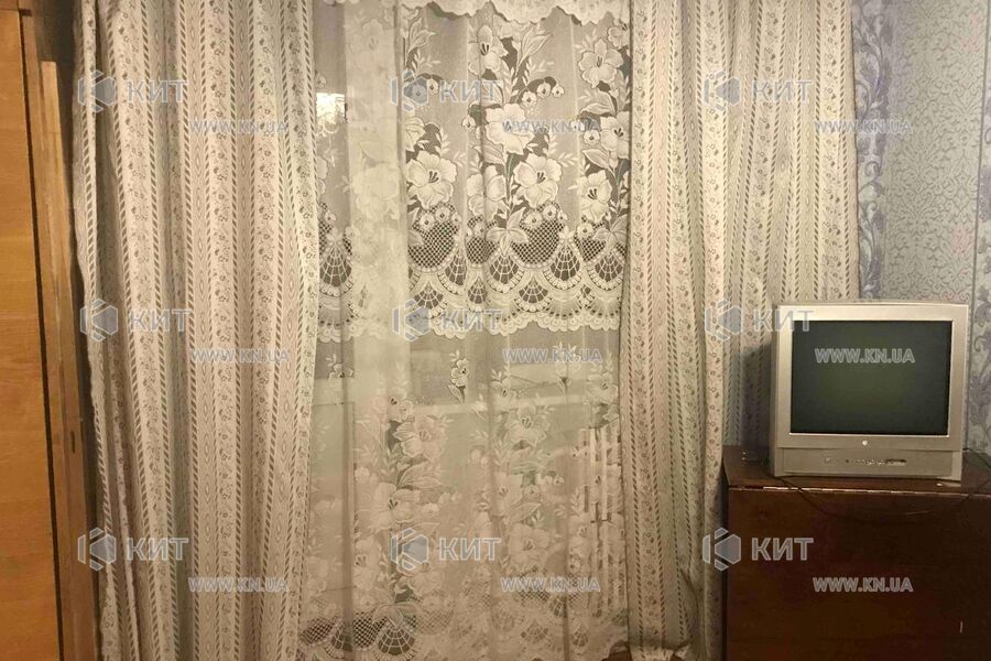Продажа квартиры Харьков, ХТЗ, Рогань, 33м²