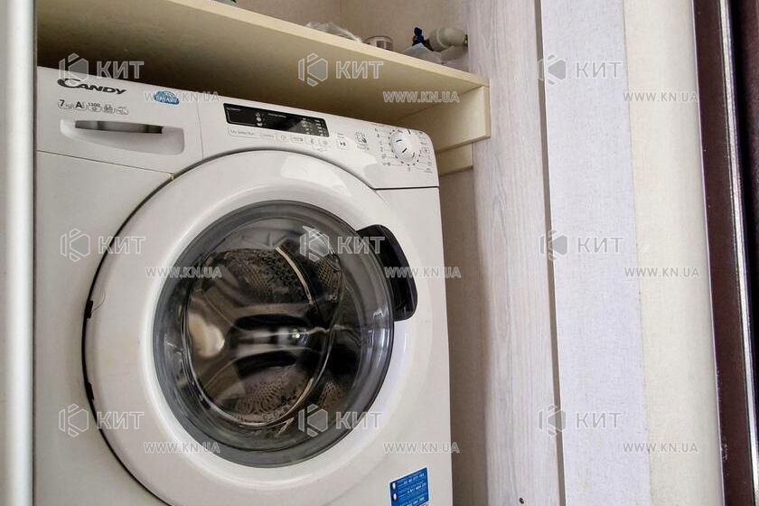 Продаж квартири Харків, Салтівка(Бараб.,Україна), 20.7м²