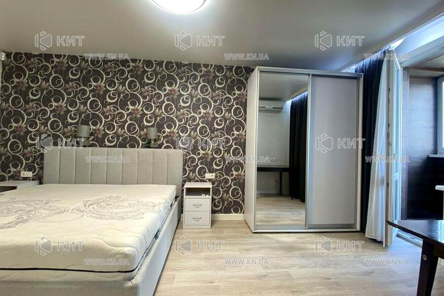 Продажа квартиры Харьков, Алексеевка, 90м²