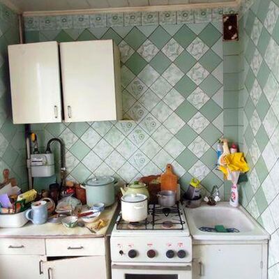 Продажа 	 Харьков,  Непокорённых (Героев Труда) ул.   4