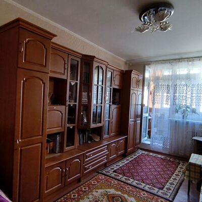 Продажа 	 Харьков,  Большая Кольцевая ул.   8