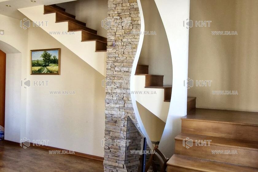 Продаж квартири Харків, Центр, 100м²