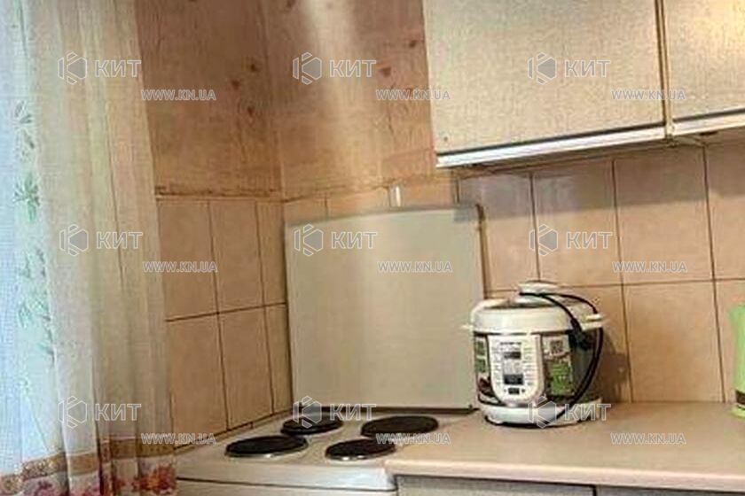 Продаж квартири Харків, ХТЗ, Рогань, 65.2м²