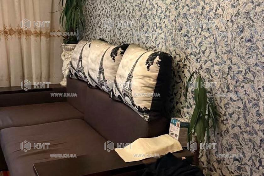 Продаж квартири Харків, ХТЗ, Рогань, 50м²