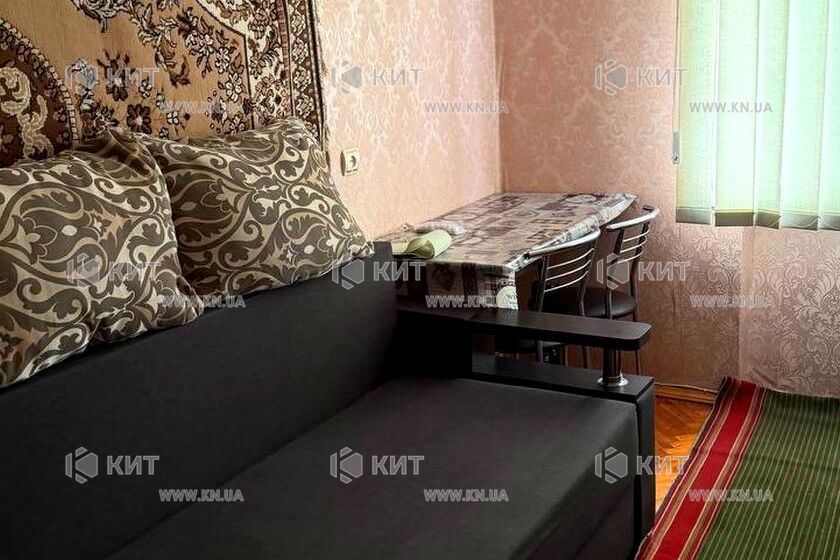 Продаж квартири Харків, ХТЗ, Рогань, 50м²