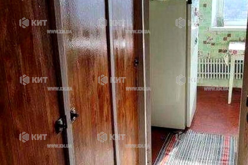 Продаж квартири Харків, ХТЗ, Рогань, 33м²