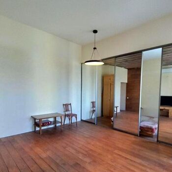 Продаж квартир - Харків,  Куликівський узвіз (Революції) вул.  8/10