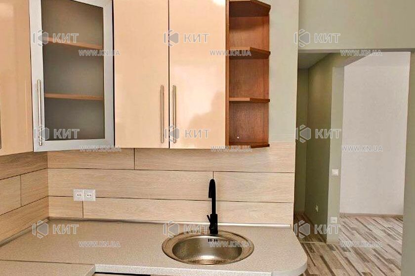 Продаж квартири Харків, ХТЗ, Рогань, 32.3м²