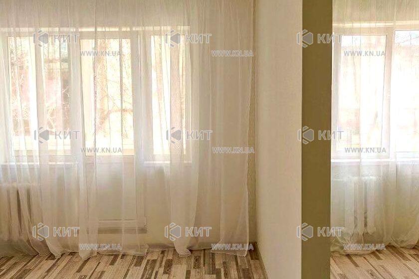 Продаж квартири Харків, ХТЗ, Рогань, 32.3м²
