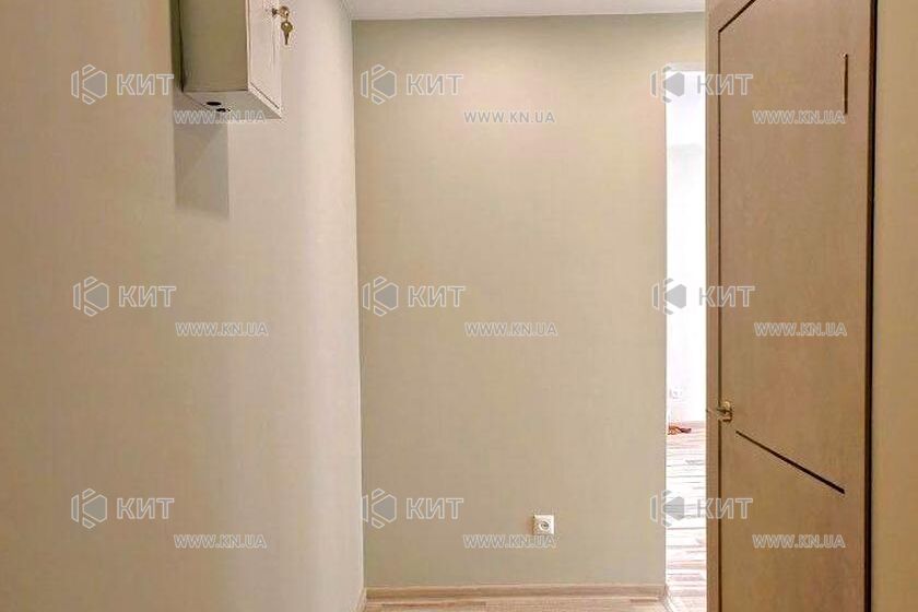 Продаж квартири Харків, ХТЗ, Рогань, 32.3м²