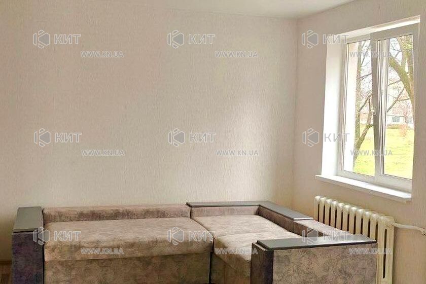 Продаж квартири Харків, ХТЗ, Рогань, 32.3м²