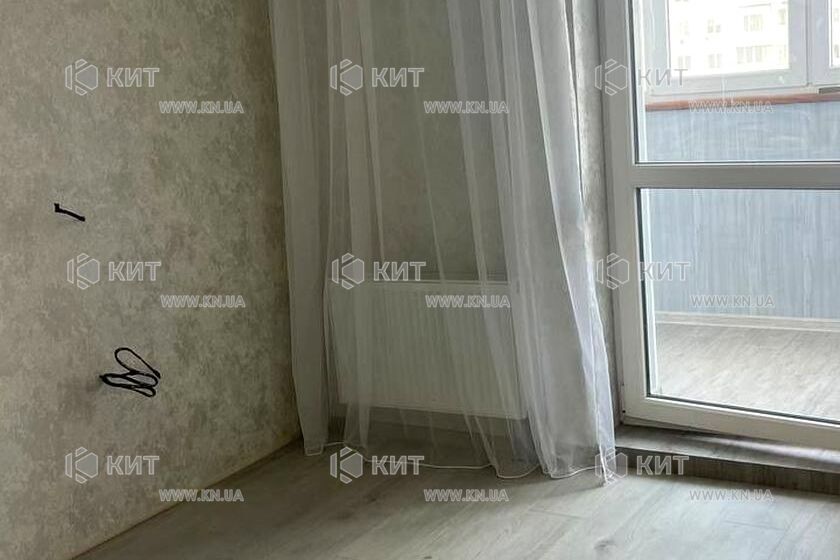 Продаж квартири Харків, ХТЗ, Рогань, 39м²