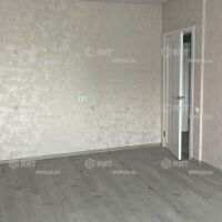 Продаж квартири Харків, ХТЗ, Рогань, 39м²