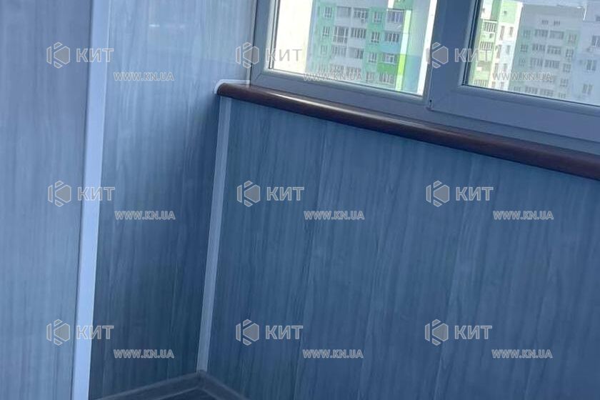 Продаж квартири Харків, ХТЗ, Рогань, 39м²