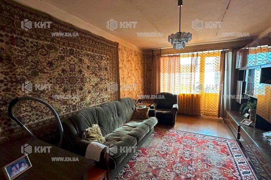 Продаж квартири Харків, ХТЗ, Рогань, 57м²